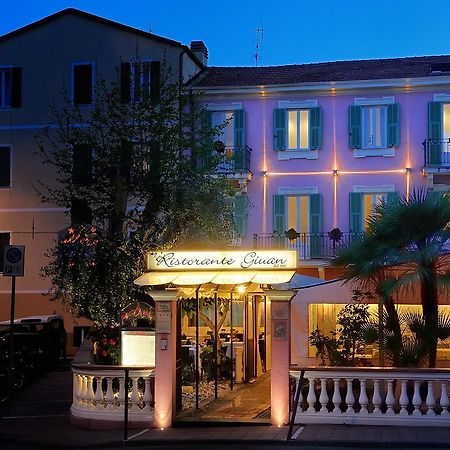 Albergo Giuan Arma Di Taggia Exterior photo